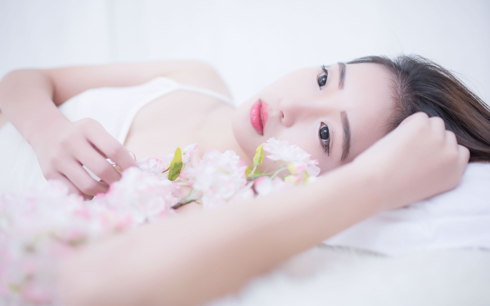 麻花豆传媒免费MV在线观看_亚洲精品视频在线观看地址_亚洲一区中文字幕久久_国内一区二区久久_热久久精品18岁_国产精品毛片一区二区在线看_中文字幕 激情欧美_车速很高的日本动漫恋爱剧|4S店维修保养让人不省心